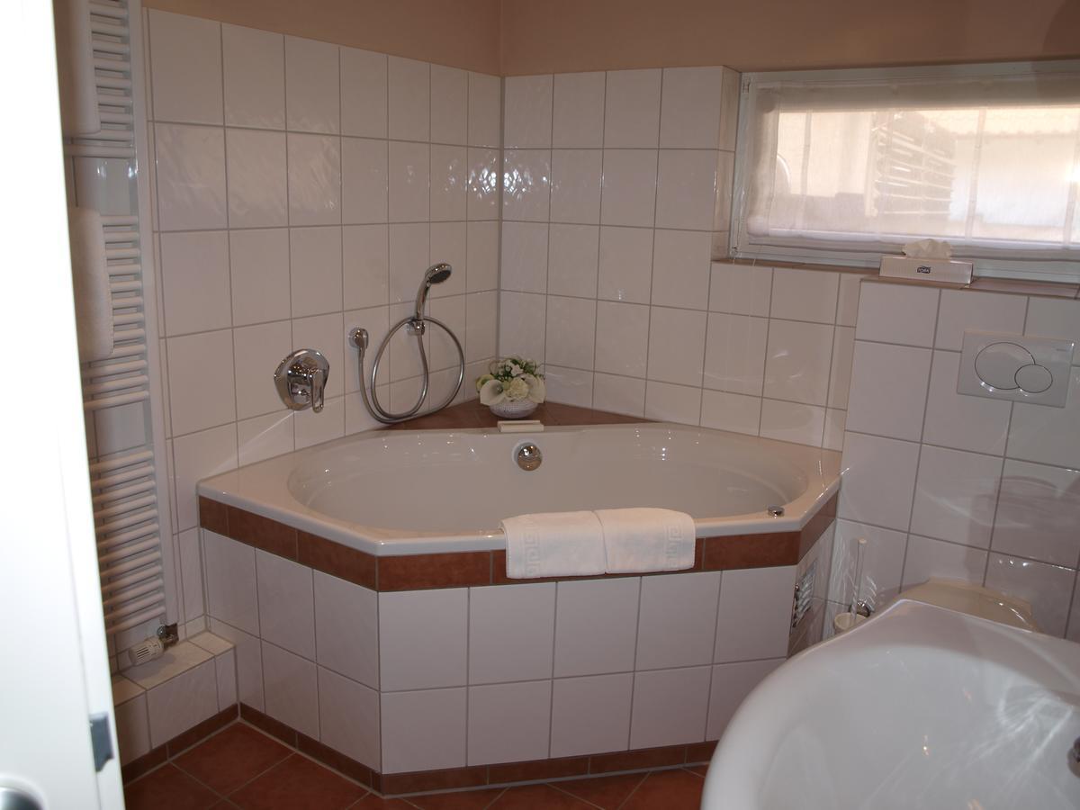 Wegermann'S Bio-Landhaus Im Wodantal Hattingen Esterno foto